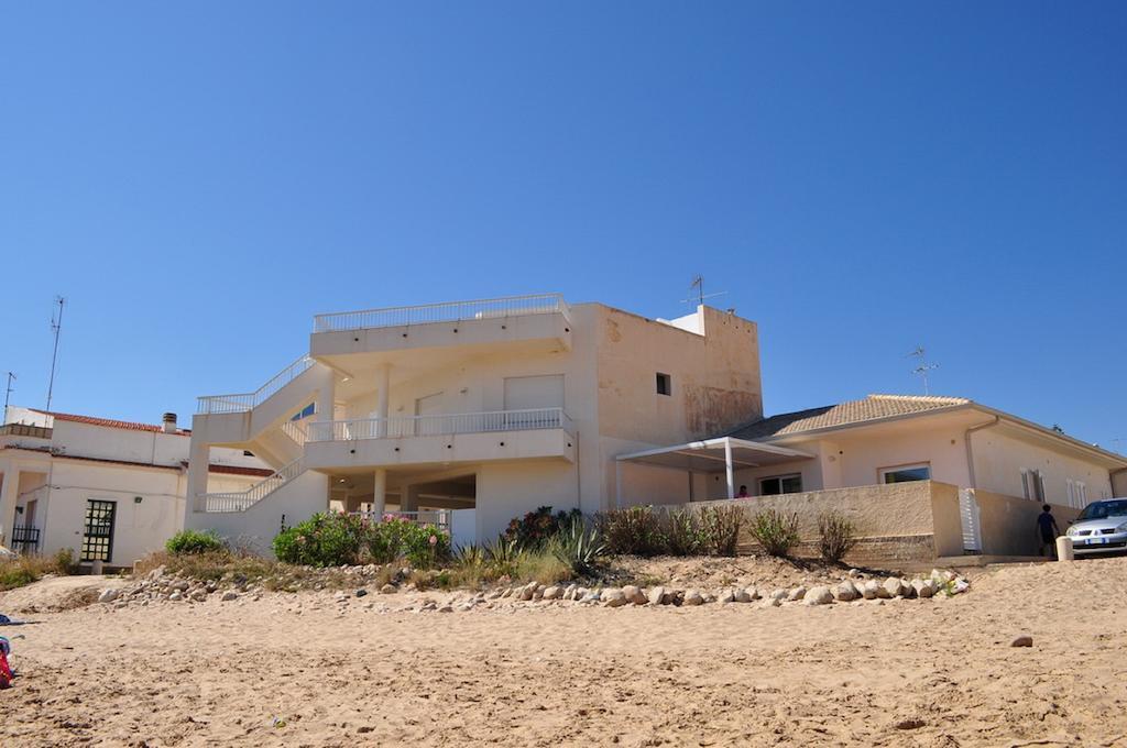 Sagittarius Mare Marina di Ragusa Exterior photo
